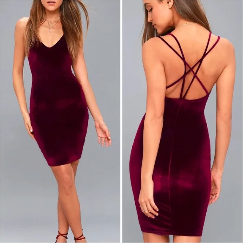 Lulu's Wow-Worthy Burgundy Velvet Bodycon Dress Size Large